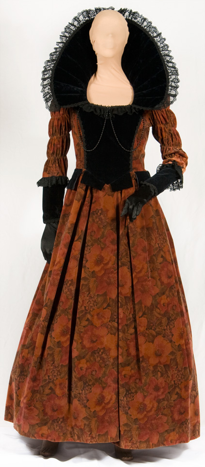 Queen Elizabeth Costume